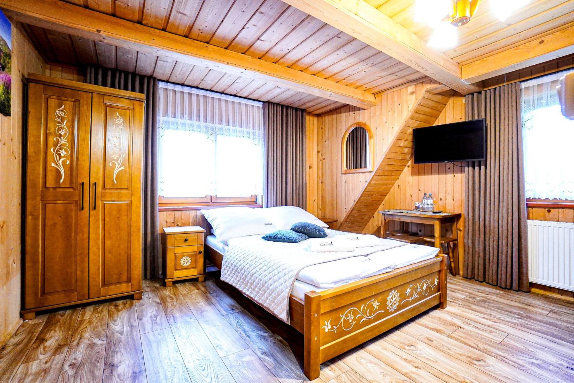 ザコパネ Gosciniec Kukulka Z Jacuzzi Bed & Breakfast エクステリア 写真