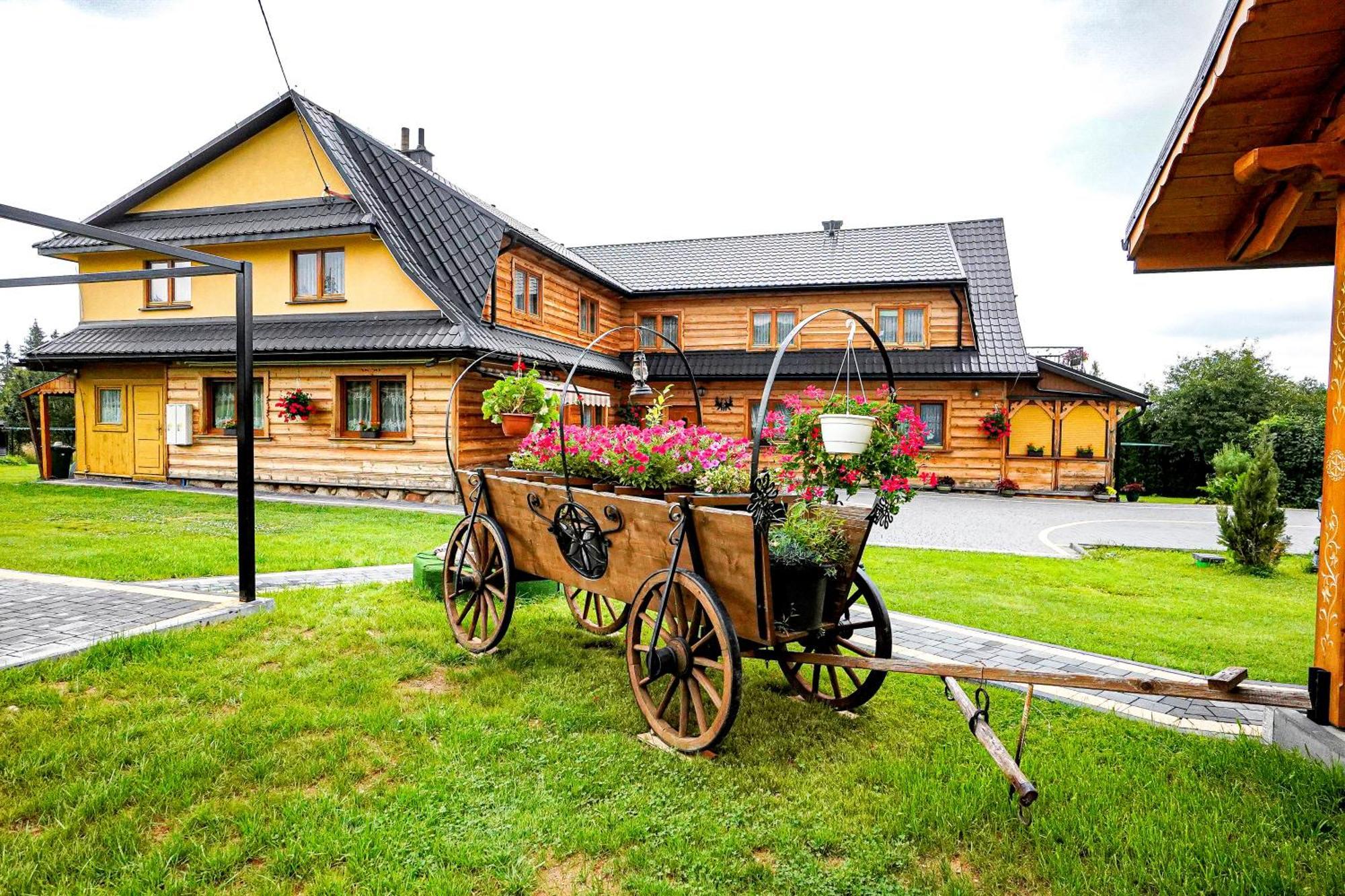 ザコパネ Gosciniec Kukulka Z Jacuzzi Bed & Breakfast エクステリア 写真